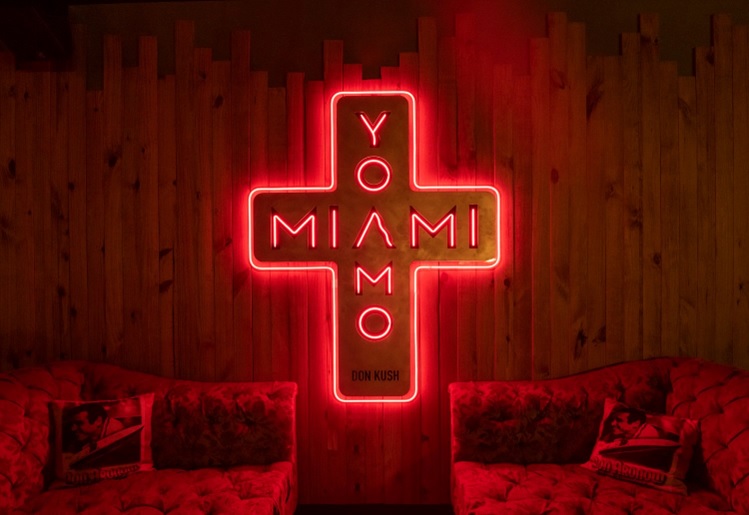Anuel AA es demandado por utilizar ‘Yo amo Miami’ en el video del tema ‘Mejor que yo’