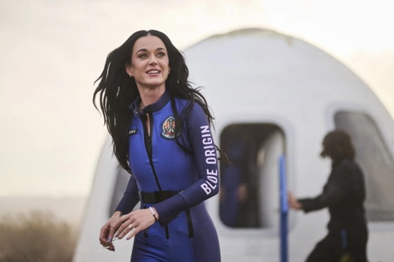Katy Perry toca las estrellas: primer vuelo espacial femenino en 60 años ¡y con show incluido!