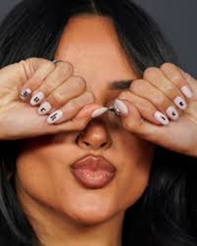 Grammys week artistas convierten la alfombra roja en plataforma de protesta contra ICE-02