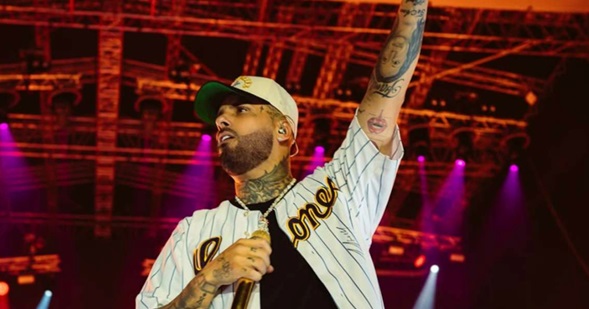 El Regreso del "Ganador": Nicky Jam paraliza Puerto Rico con una producción de vanguardia en el Coliseo