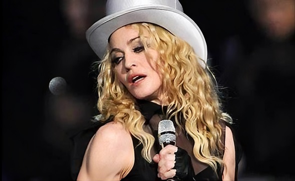 Madonna a días del estreno de Confessions II