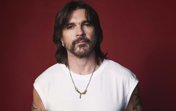 Juanes encabezará La Velada del Año VI