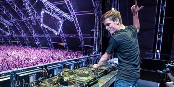 Martin Garrix aterriza en Medellín2