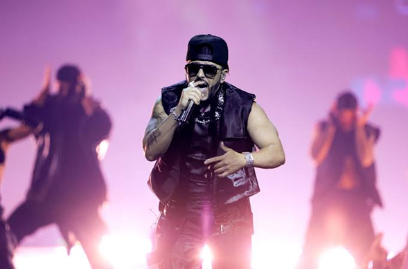 Yandel estrena dos temas