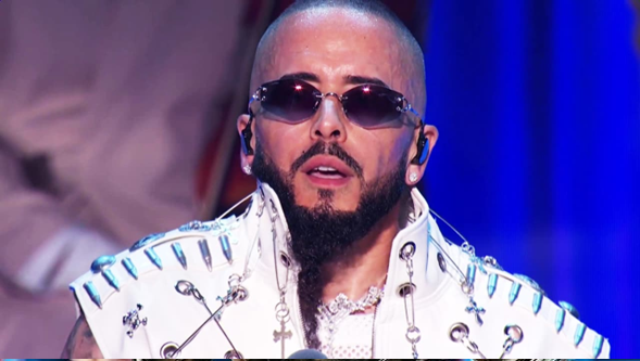 Yandel estrena dos temas4
